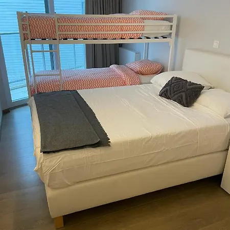- Gratis Garage - Topligging * Ostende